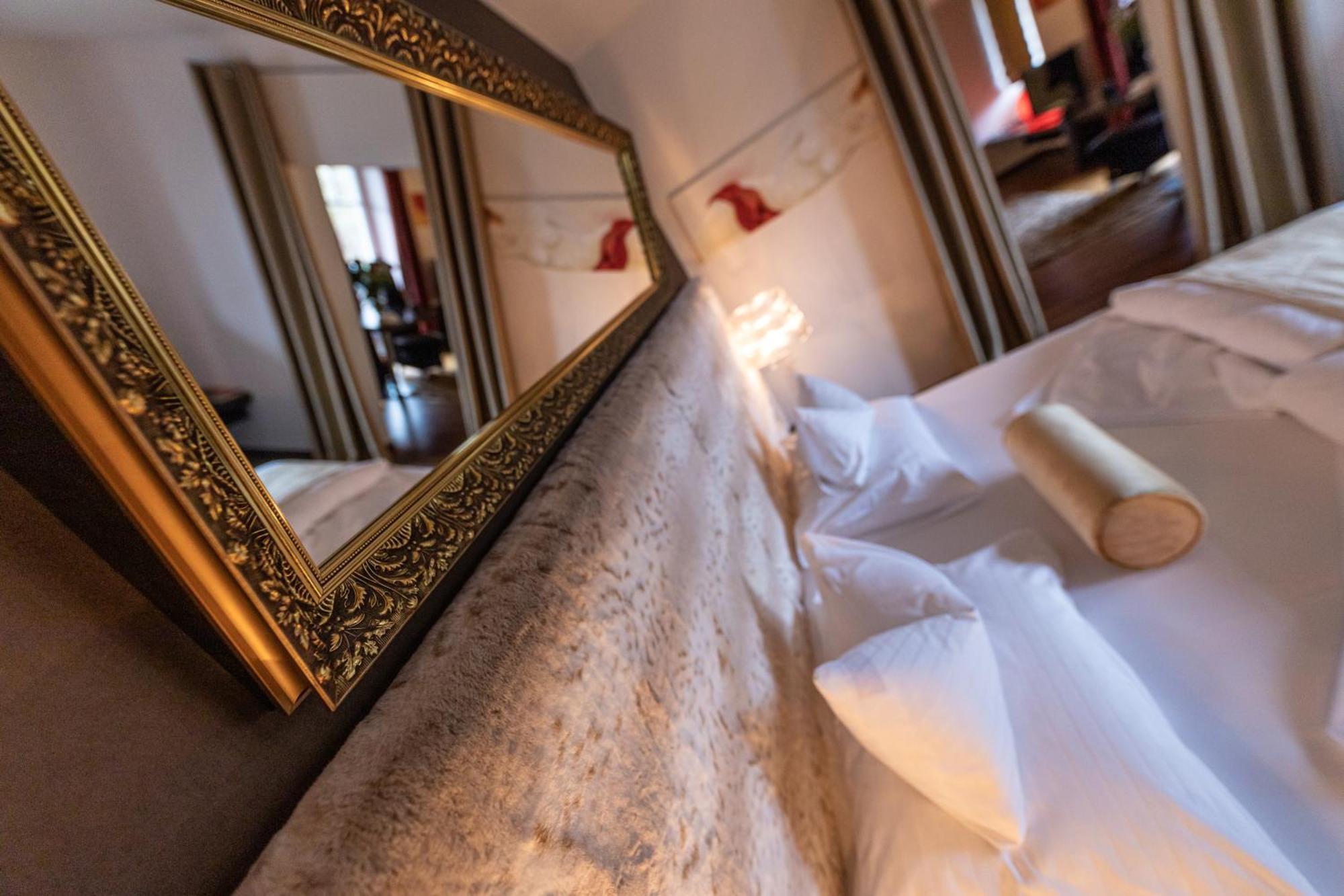 Maiers Kuschelhotel Loipersdorf Deluxe - Adults Only Loipersdorf bei Fuerstenfeld Bagian luar foto